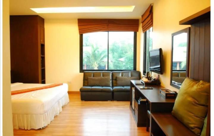 Monsane River Kwai Resort Kanchanaburi Dış mekan fotoğraf